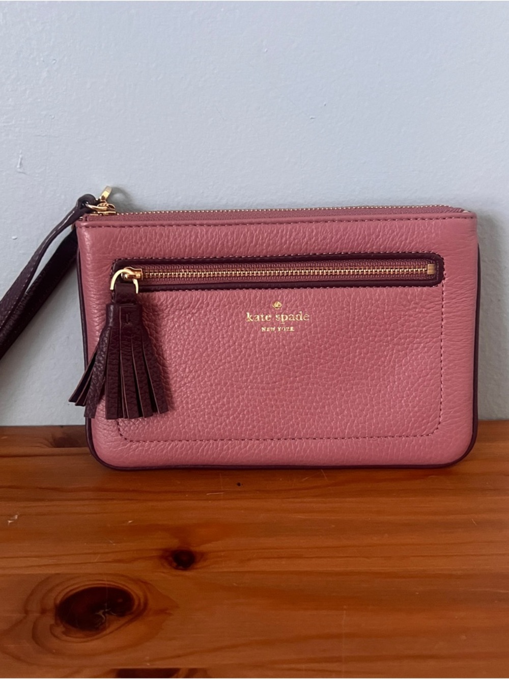 kate spade Chester street - Pink Leather Wristlet with Dark Tassel Trim -New